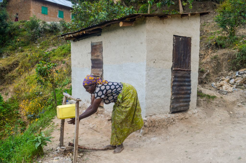 Boniconcilla washing her hands