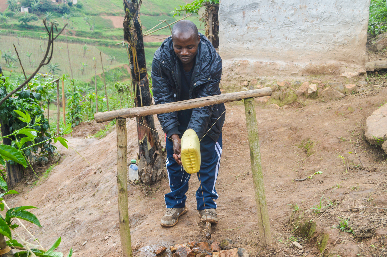 Gad using a tippy tap